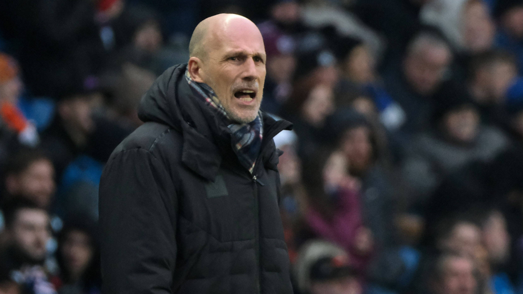 Picture of Rangers manager Philippe Clement