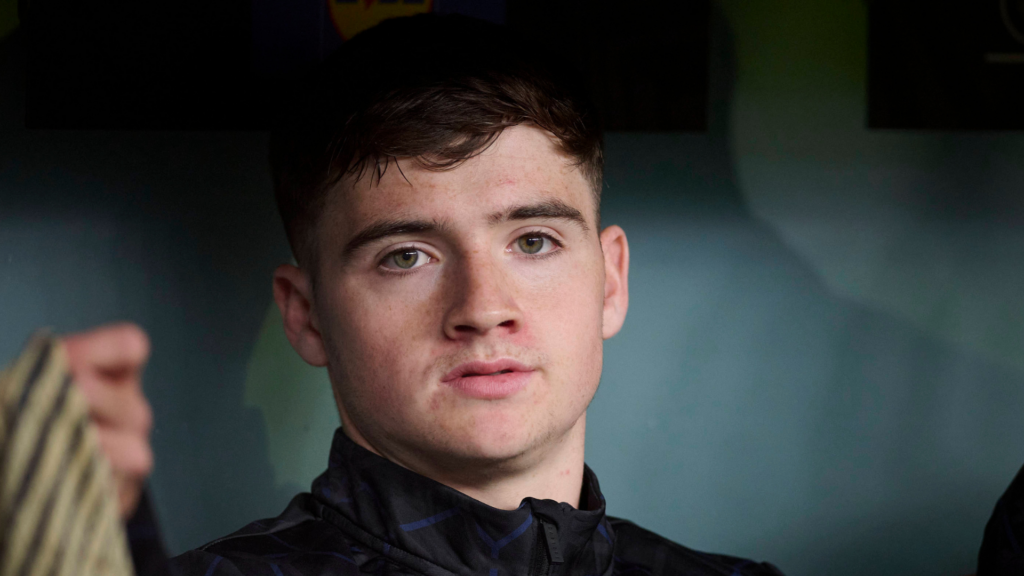 Fidnlay Curtis in the dugout