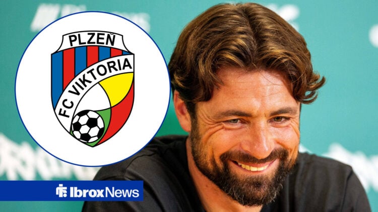 Viktoria Plzen badge, Russell Martin
