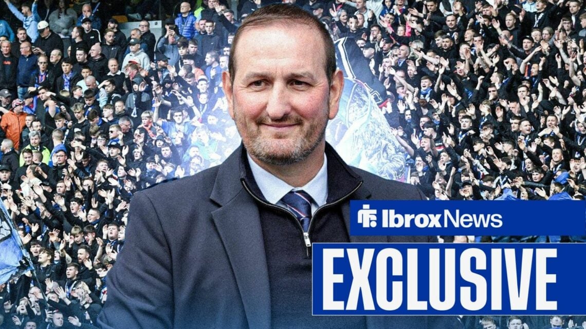 Kevin Thelwell with an exclusive banner