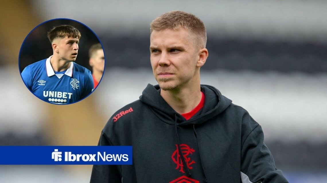 Oliver Antman looking at Mikey Moore in circle