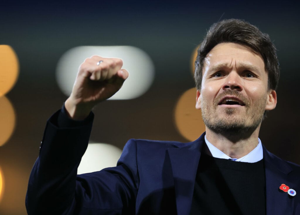 Danny Rohl fist pumps towards fans