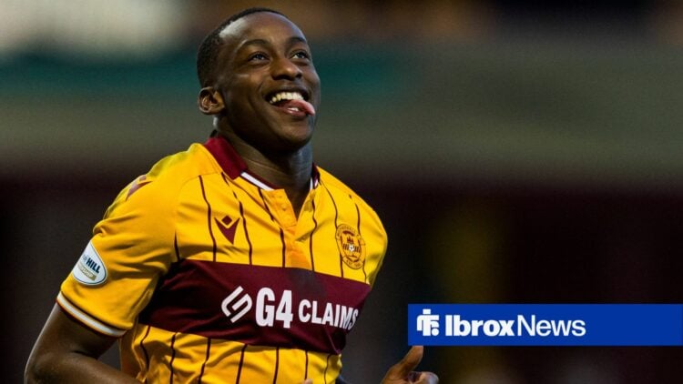 Tawanda Maswanhise celebrates for Motherwell