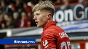 Lyall Cameron playing for Aberdeen in the Scottish Premiership at Pittodrie